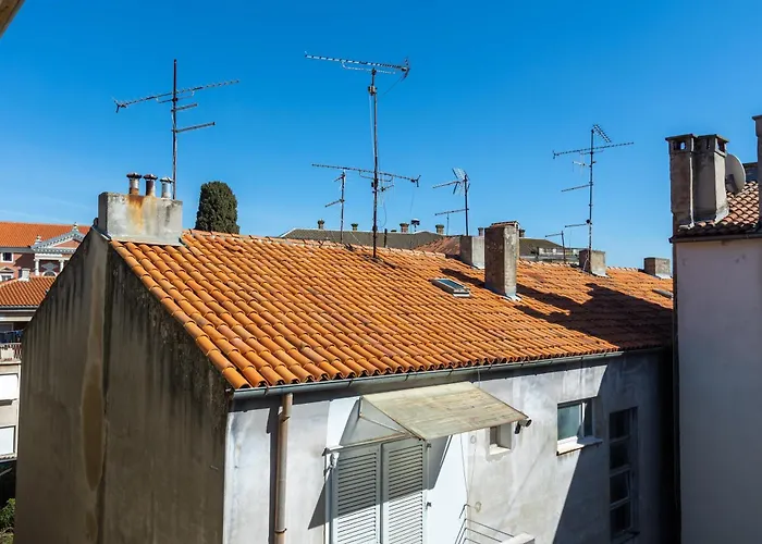 Boki 2 One Bedroom In Old Town With Balcony Apartment *