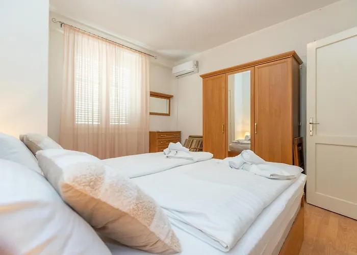 Boki 2 One Bedroom In Old Town With Balcony Daire Zadar