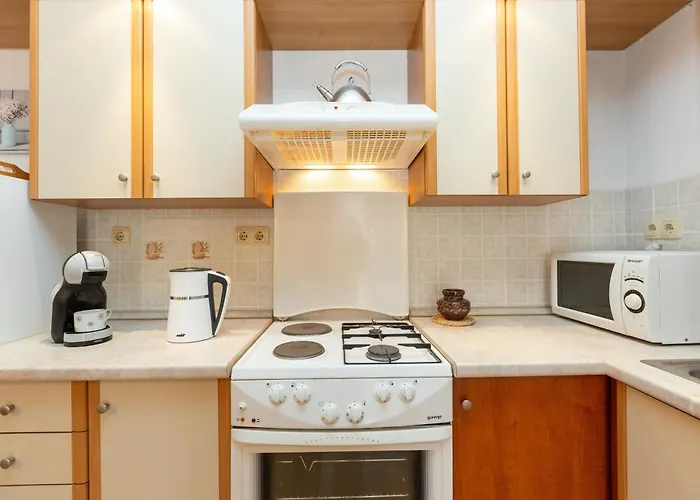 Apartment Boki 2 One Bedroom In Old Town With Balcony