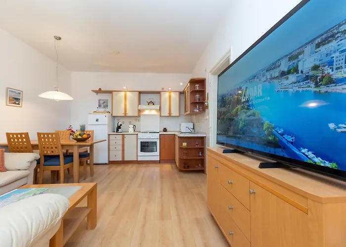 Daire Boki 2 One Bedroom In Old Town With Balcony *