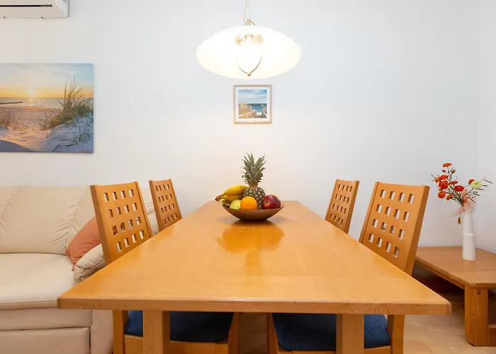 Daire Boki 2 One Bedroom In Old Town With Balcony Zadar